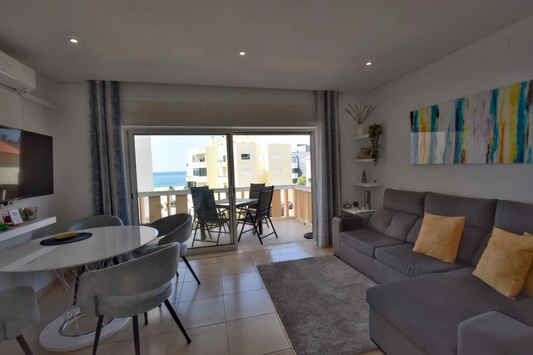 Apartamento T1 para Venda em Portimão Foto 3
