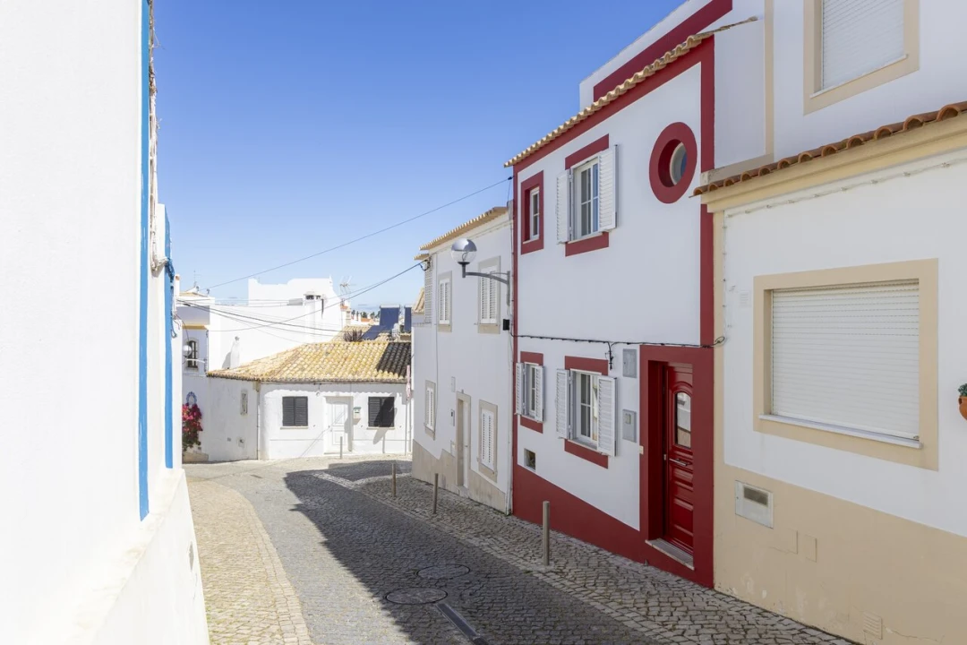 Moradia T1 para Venda em Lagos (São Sebastião e Santa Maria) Foto 4