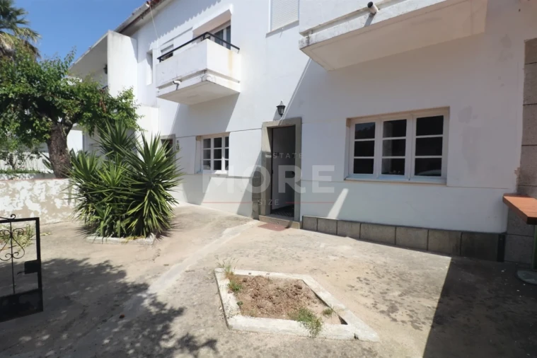 Moradia T3 para Venda em Bacelo e Senhora da Saúde