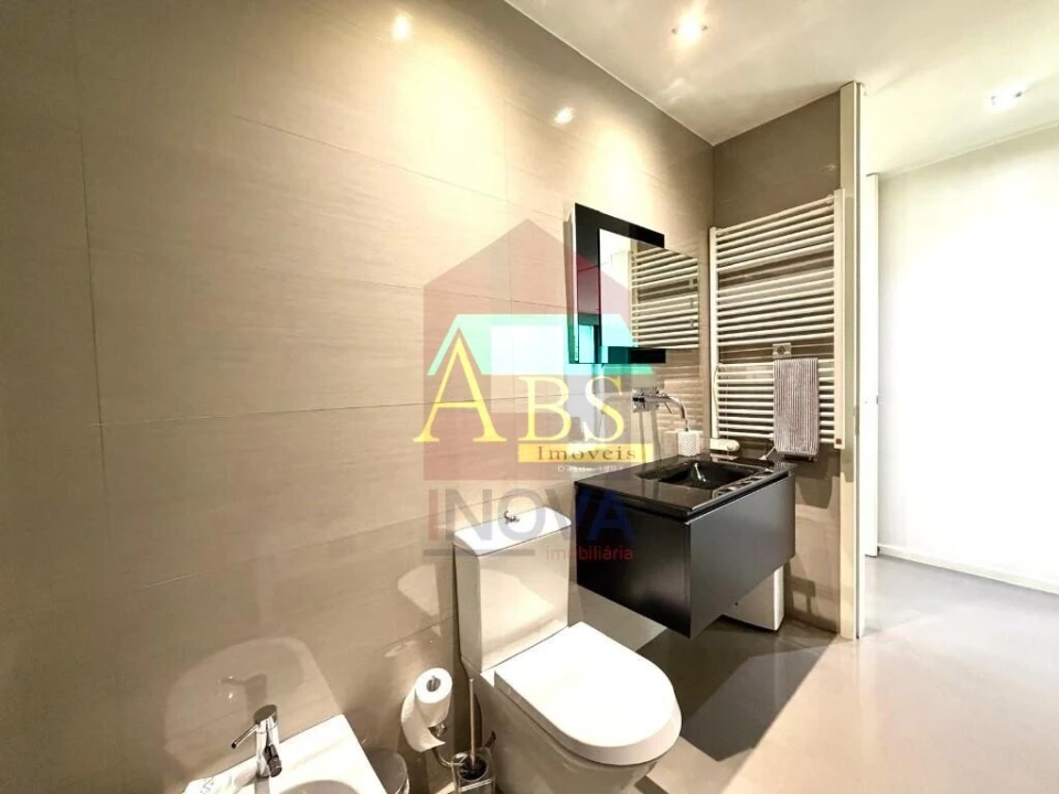 Moradia T3 para Venda em Vila Verde e Barbudo Foto 12