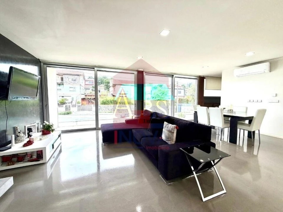 Moradia T3 para Venda em Vila Verde e Barbudo Foto 6