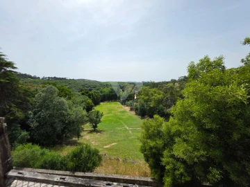 Moradia T7 para Venda em Queluz e Belas