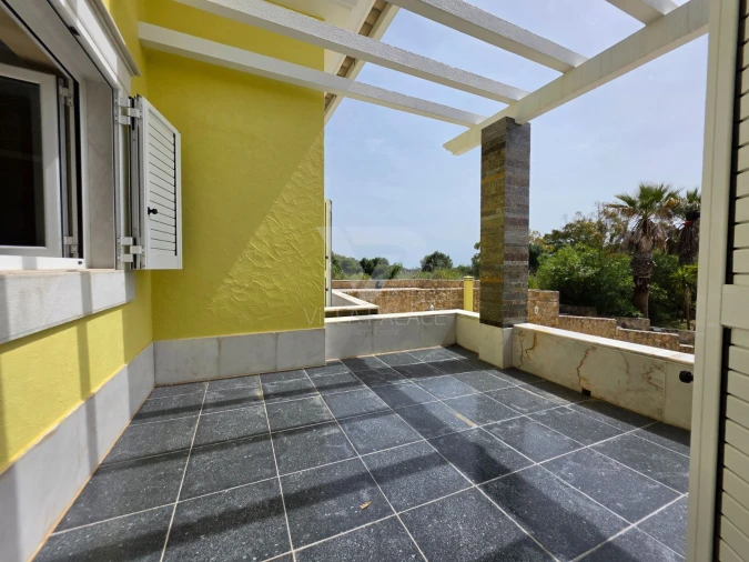 Moradia T7 para Venda em Queluz e Belas Foto 11