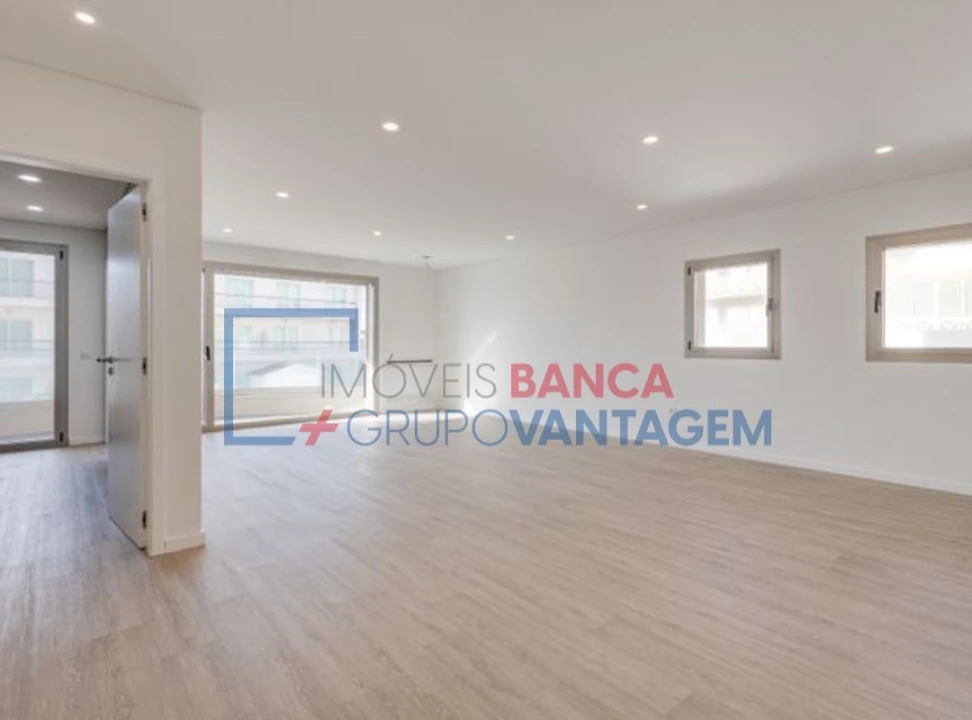 Apartamento T3 para Venda em Gafanha da Encarnação Foto 6