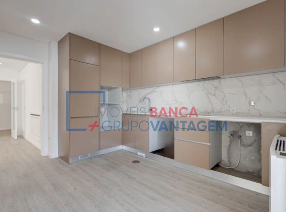 Apartamento T3 para Venda em Gafanha da Encarnação Foto 10