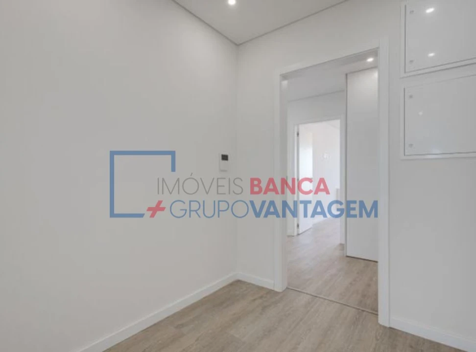 Apartamento T3 para Venda em Gafanha da Encarnação Foto 12
