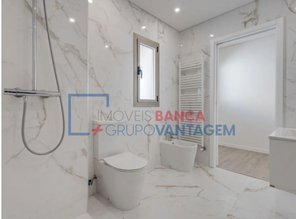 Apartamento T3 para Venda em Gafanha da Encarnação Foto 19