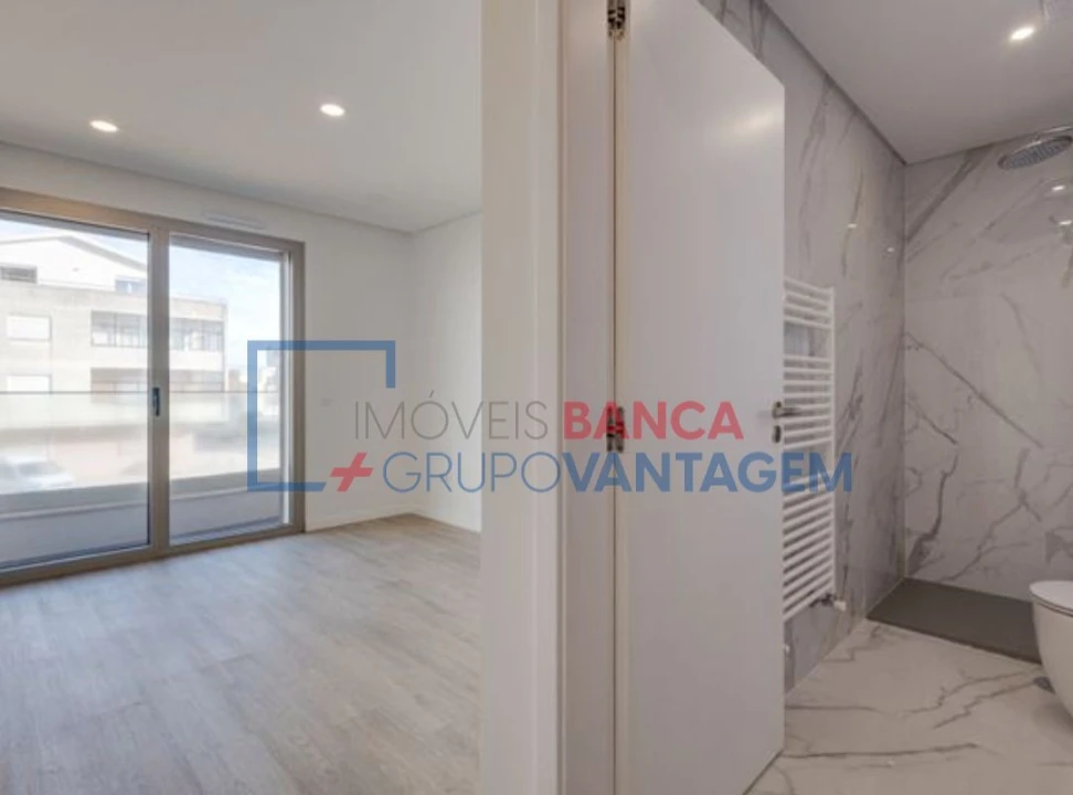Apartamento T3 para Venda em Gafanha da Encarnação Foto 22