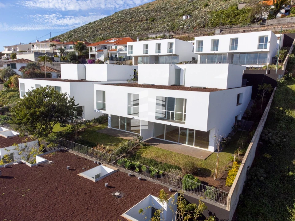Moradia T3 para Venda em São Martinho Foto 18