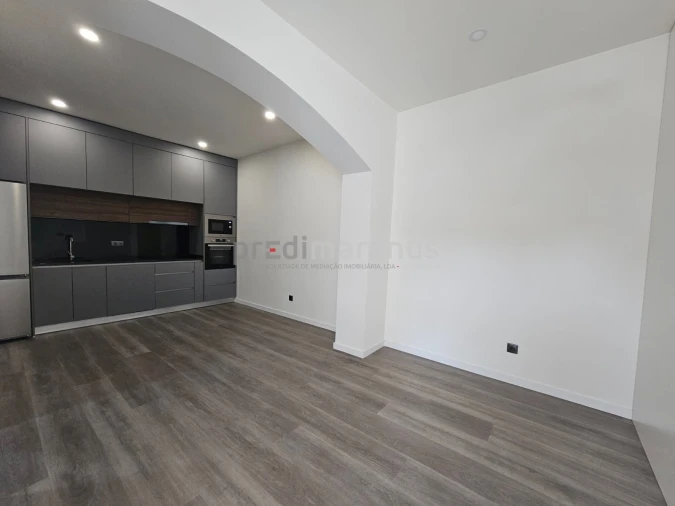 Apartamento T1 para Venda em Amarante (São Gonçalo), Madalena, Cepelos e Gatão Foto 4