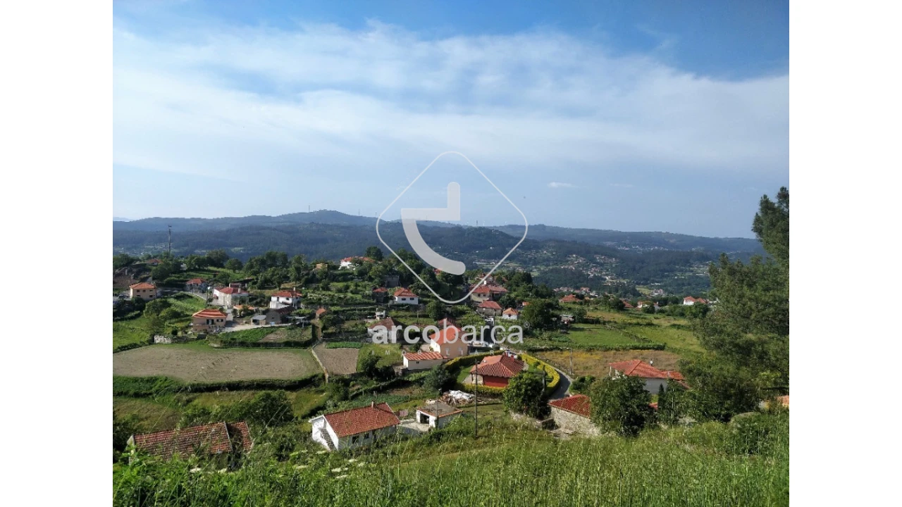 Terreno para Venda em Paredes de Coura e Resende Foto 1