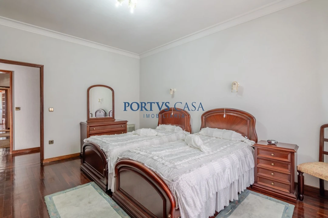 Moradia T7 para Venda em Gondomar (São Cosme), Valbom e Jovim Foto 39