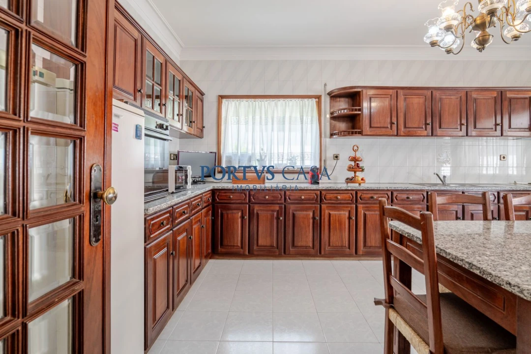 Moradia T7 para Venda em Gondomar (São Cosme), Valbom e Jovim Foto 25