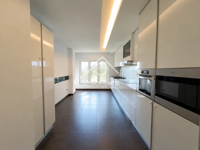 Apartamento T3 para Venda em Castelo Branco Foto 2