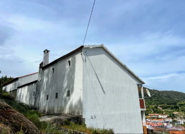 Moradia T3 para Venda em Alpedrinha