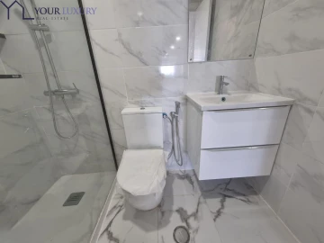 Apartamento T2 para Venda em Póvoa de Santo Adrião e Olival Basto