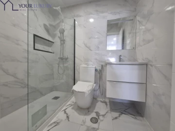 Apartamento T2 para Venda em Póvoa de Santo Adrião e Olival Basto