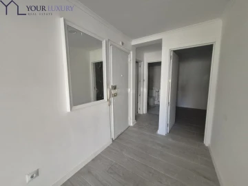 Apartamento T2 para Venda em Póvoa de Santo Adrião e Olival Basto