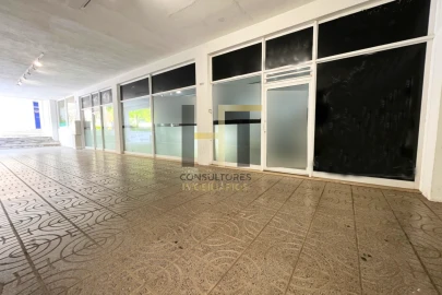 Loja para Arrendamento em Cidade da Maia