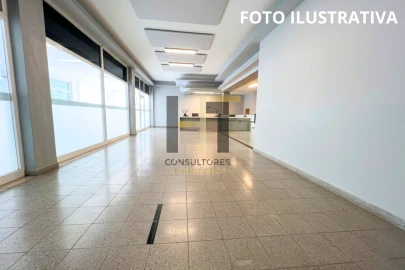 Loja para Arrendamento em Cidade da Maia