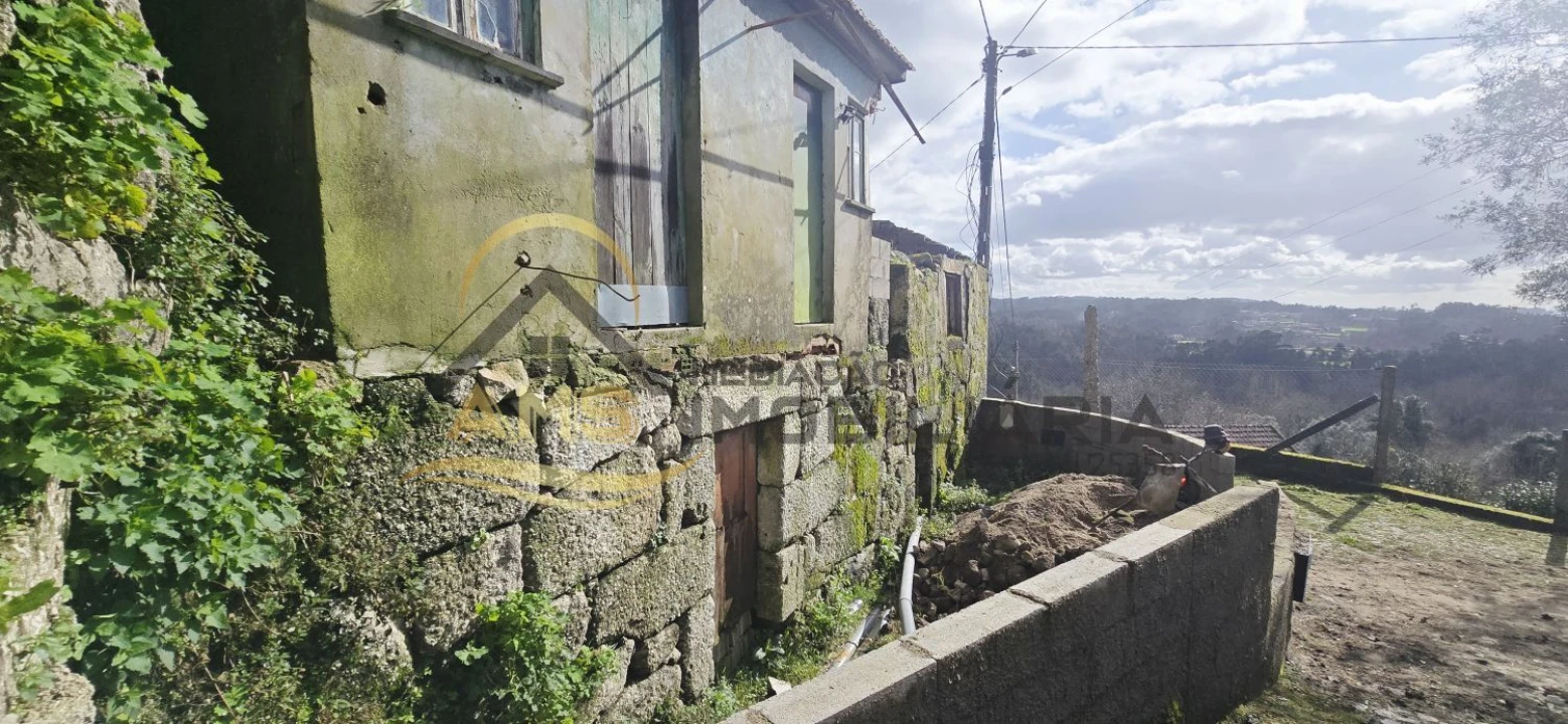 Moradia T2 para Venda em Quinchães Foto 11