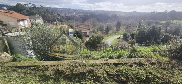 Moradia T2 para Venda em Quinchães