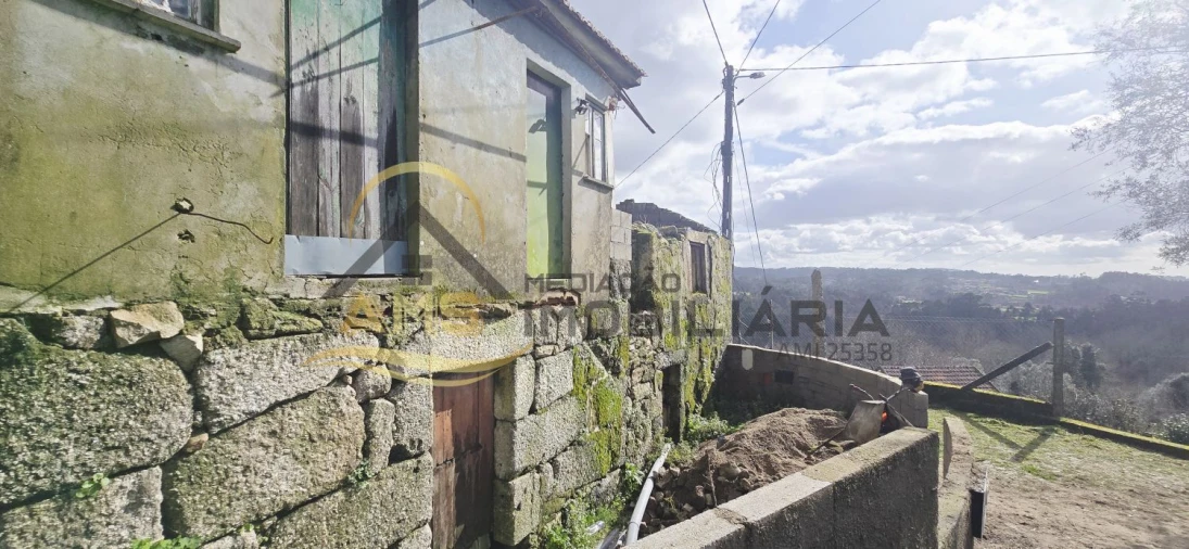 Moradia T2 para Venda em Quinchães Foto 13