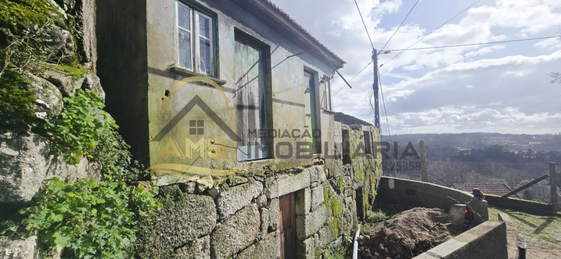Moradia T2 para Venda em Quinchães Foto 12