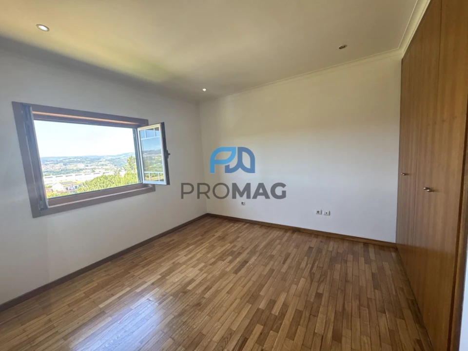 Moradia T5 para Venda em Amarante (São Gonçalo), Madalena, Cepelos e Gatão Foto 28