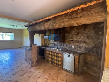 Moradia T5 para Venda em Amarante (São Gonçalo), Madalena, Cepelos e Gatão