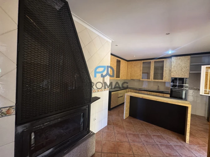 Moradia T5 para Venda em Amarante (São Gonçalo), Madalena, Cepelos e Gatão Foto 19