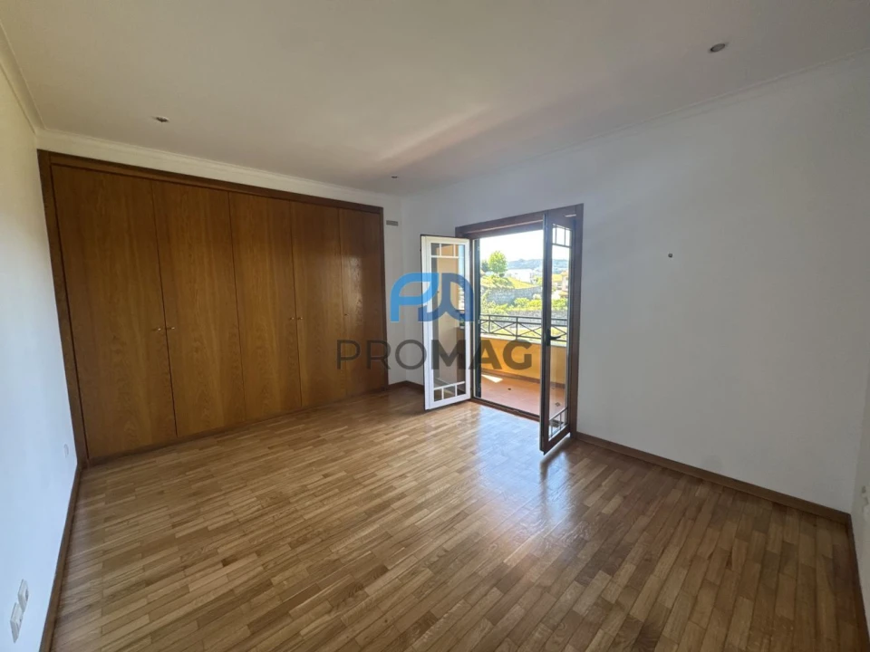 Moradia T5 para Venda em Amarante (São Gonçalo), Madalena, Cepelos e Gatão Foto 33