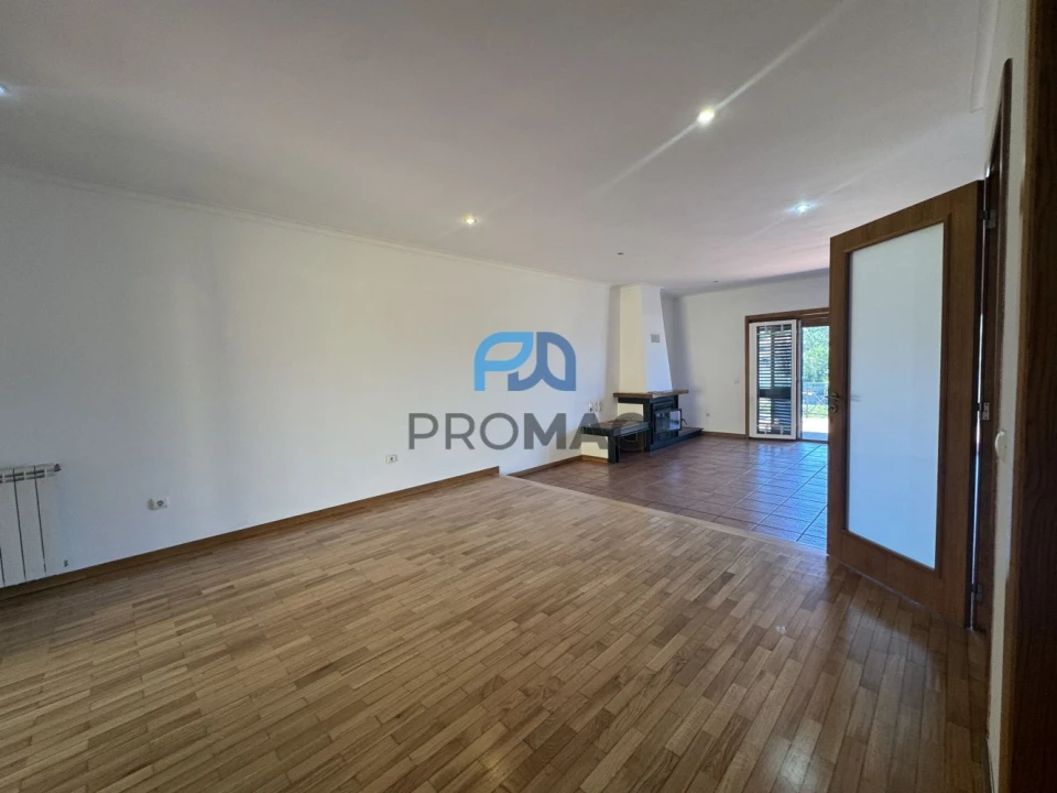 Moradia T5 para Venda em Amarante (São Gonçalo), Madalena, Cepelos e Gatão Foto 13