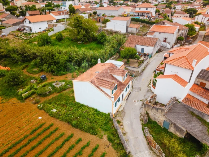 Moradia T3 para Venda em São Bartolomeu dos Galegos e Moledo Foto 2