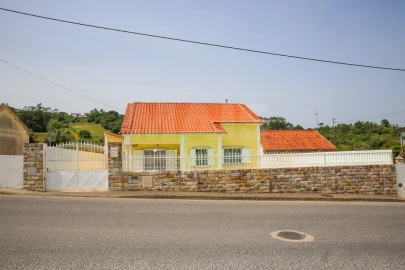 Moradia T2 para Venda em Sapataria