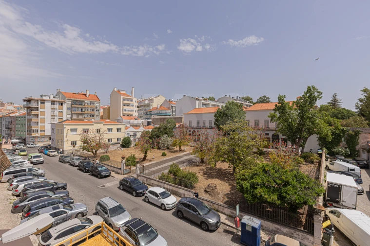 Apartamento T6 para Venda em Alcantara Foto 8