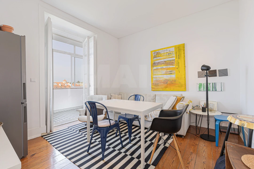 Apartamento T6 para Venda em Alcantara Foto 8