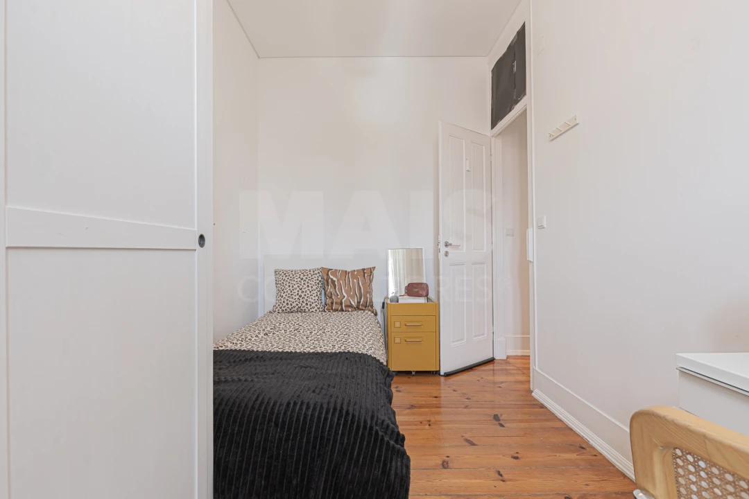 Apartamento T6 para Venda em Alcantara Foto 10