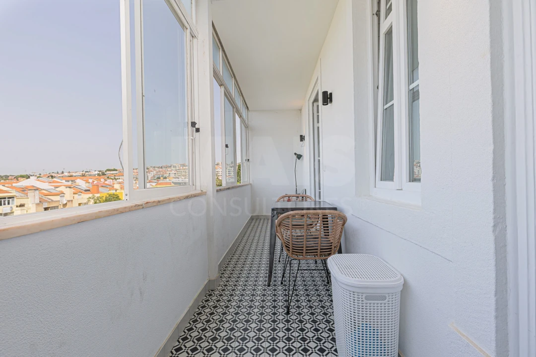 Apartamento T6 para Venda em Alcantara Foto 2