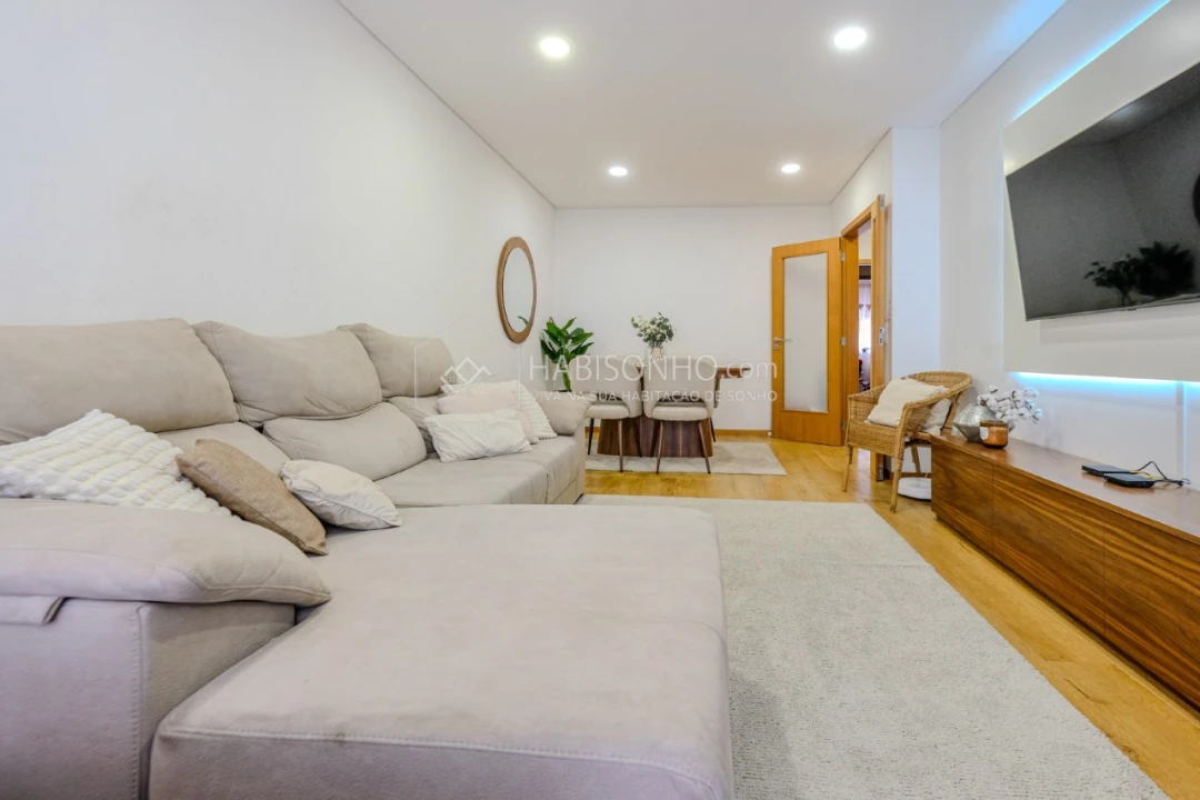 Apartamento T2 para Venda em Fânzeres e São Pedro da Cova Foto 7