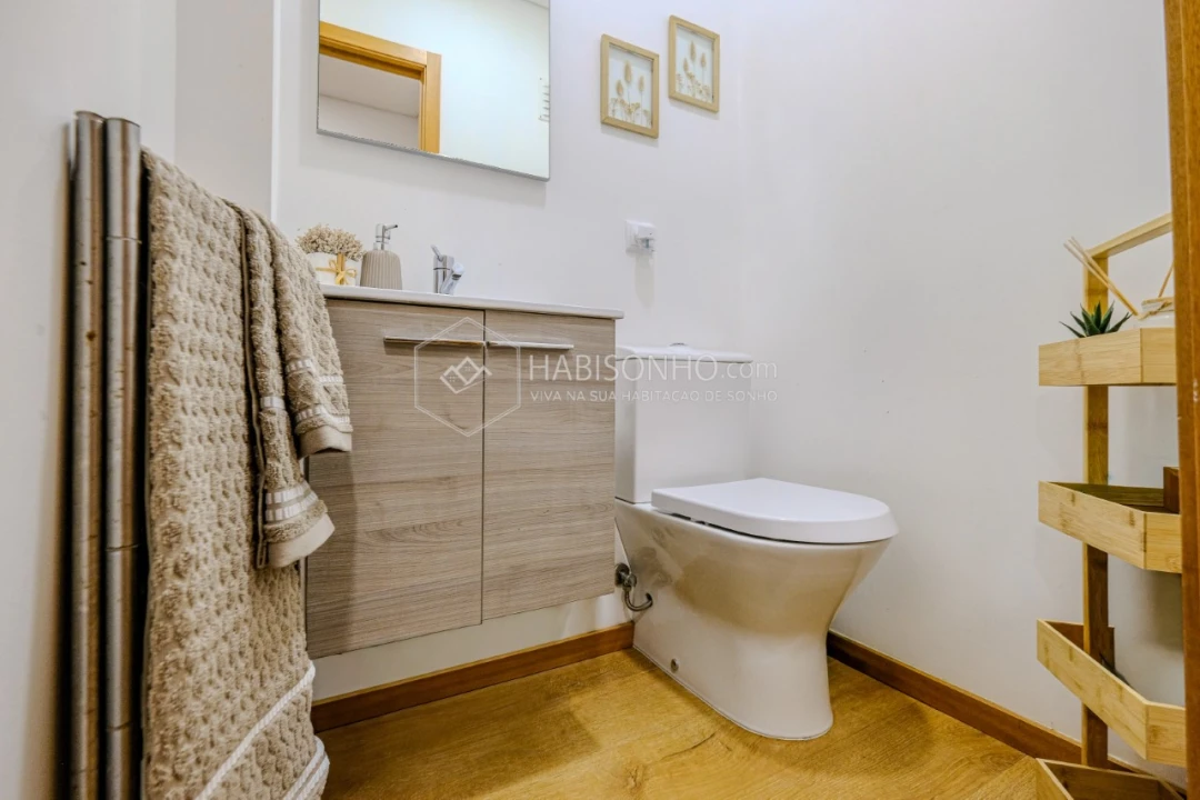 Apartamento T2 para Venda em Fânzeres e São Pedro da Cova Foto 14