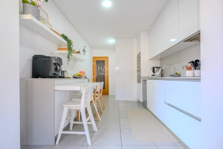Apartamento T2 para Venda em Fânzeres e São Pedro da Cova Foto 9