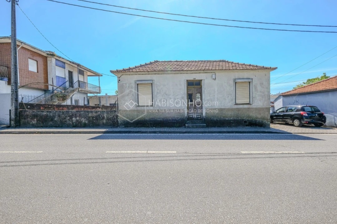 Moradia T1 para Venda em Fânzeres e São Pedro da Cova Foto 2