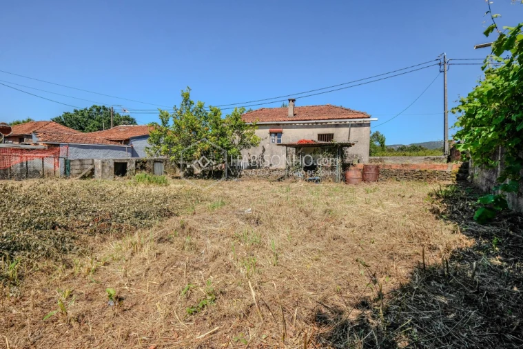 Moradia T1 para Venda em Fânzeres e São Pedro da Cova Foto 6