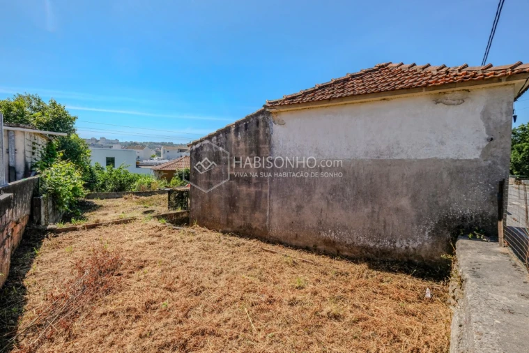 Moradia T1 para Venda em Fânzeres e São Pedro da Cova Foto 8