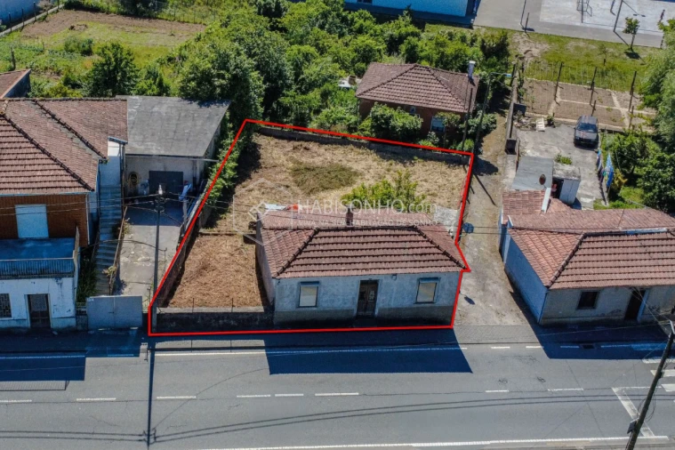 Moradia T1 para Venda em Fânzeres e São Pedro da Cova Foto 16