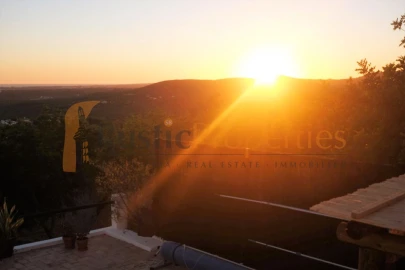 Moradia T3 para Venda em Loule (São Sebastião)