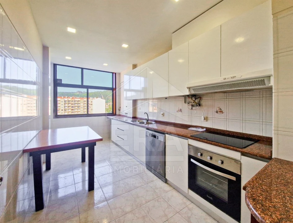 Apartamento T3 para Venda em Santa Maria Maior e Monserrate e Meadela Foto 4
