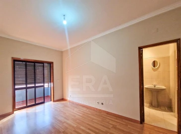 Apartamento T3 para Venda em Santa Maria Maior e Monserrate e Meadela