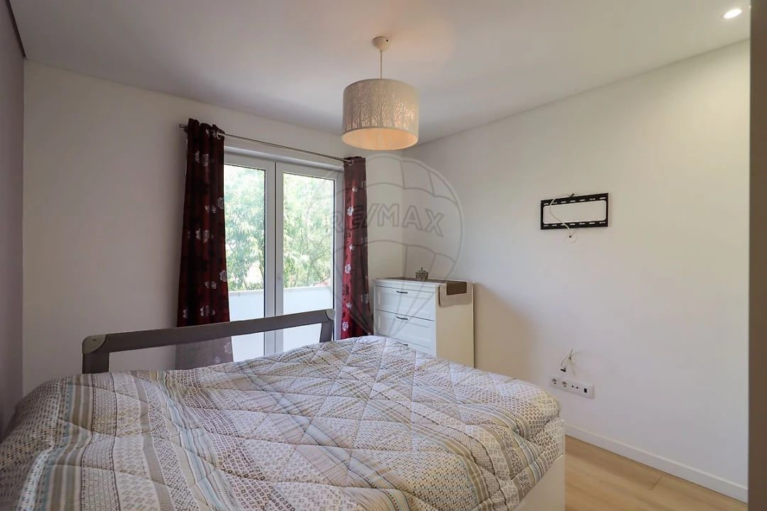 Apartamento T2 para Venda em Águas Livres Foto 8